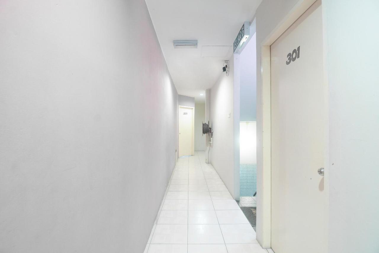 קוצ'ינג Oyo 44034 Furama Lodging House מראה חיצוני תמונה