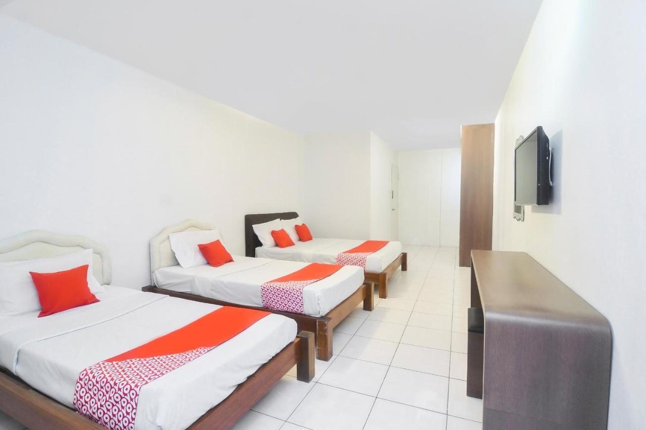 קוצ'ינג Oyo 44034 Furama Lodging House מראה חיצוני תמונה