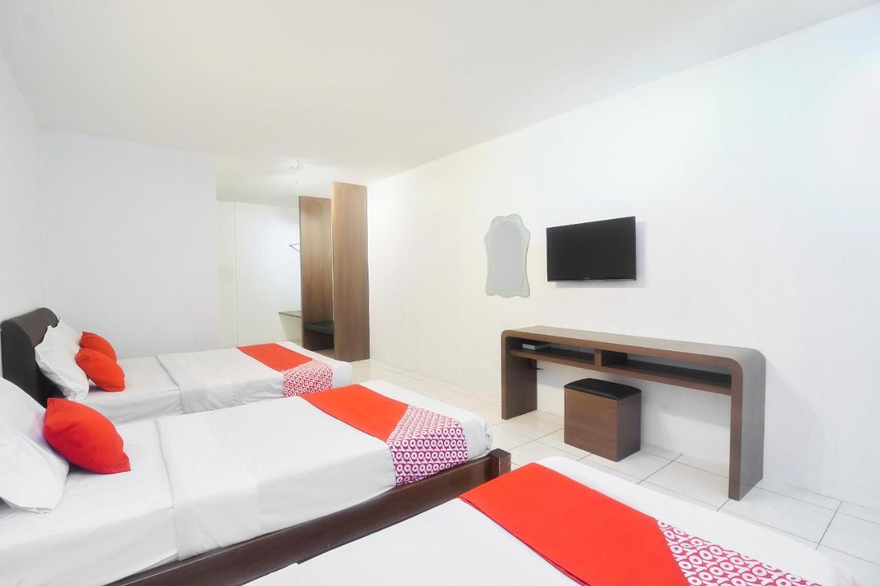 קוצ'ינג Oyo 44034 Furama Lodging House מראה חיצוני תמונה