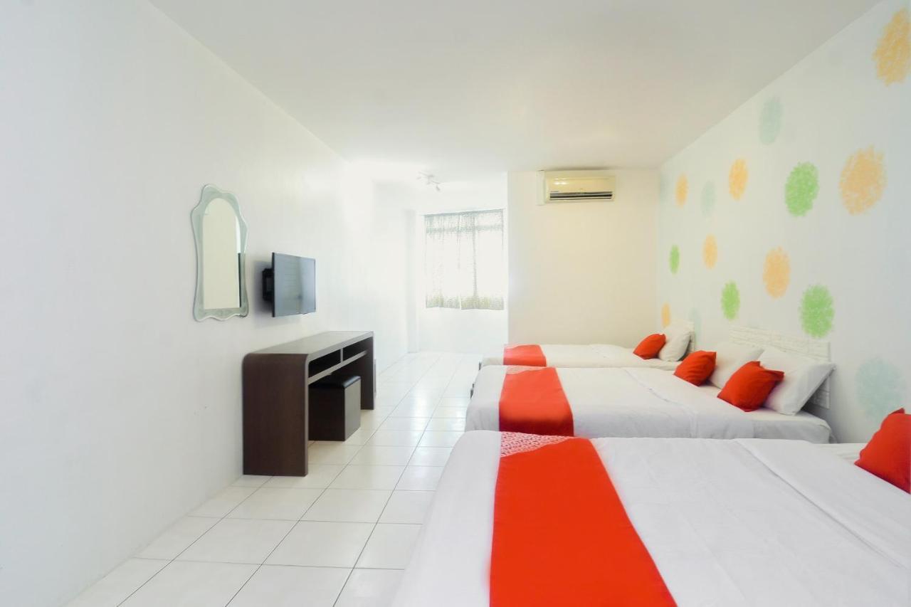 קוצ'ינג Oyo 44034 Furama Lodging House מראה חיצוני תמונה