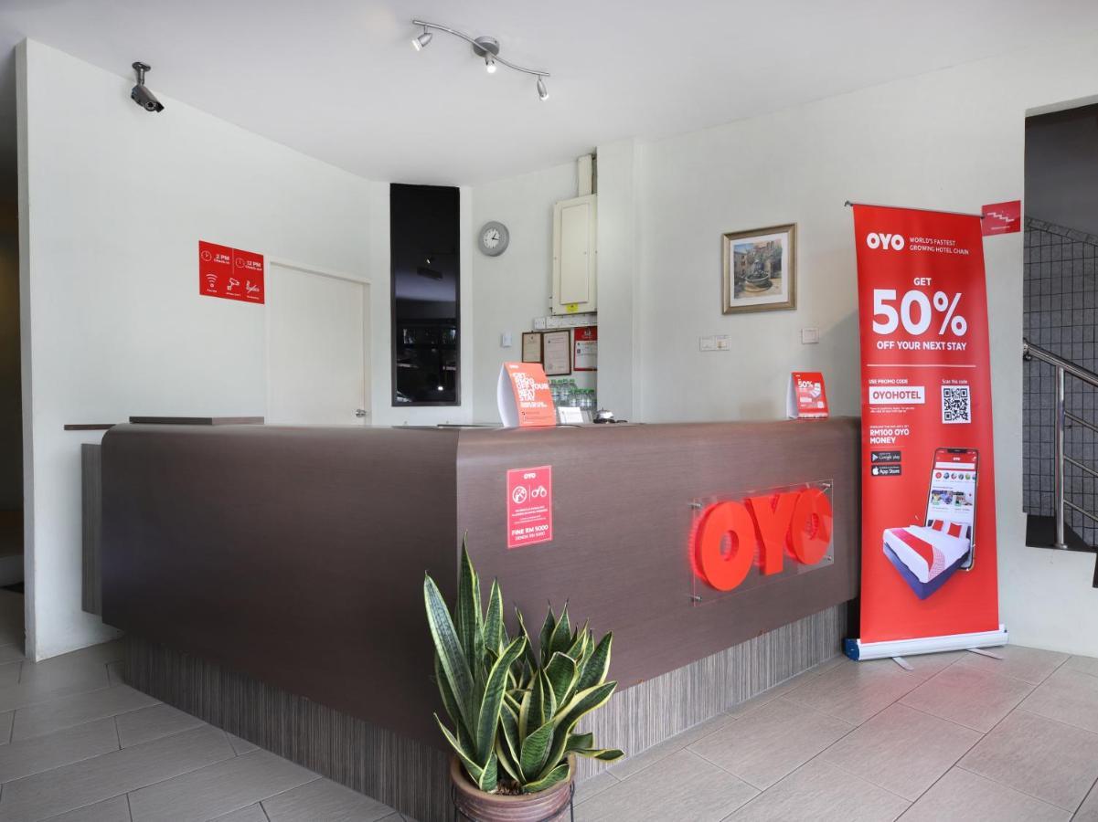 קוצ'ינג Oyo 44034 Furama Lodging House מראה חיצוני תמונה